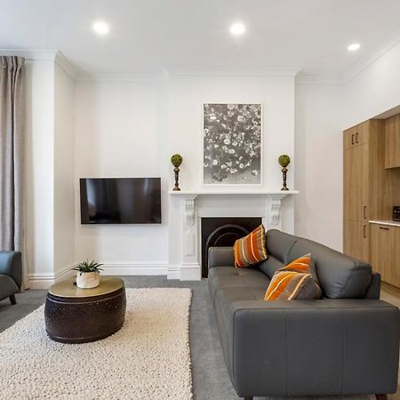 Character On Stuart St Villa Dunedin Luaran gambar